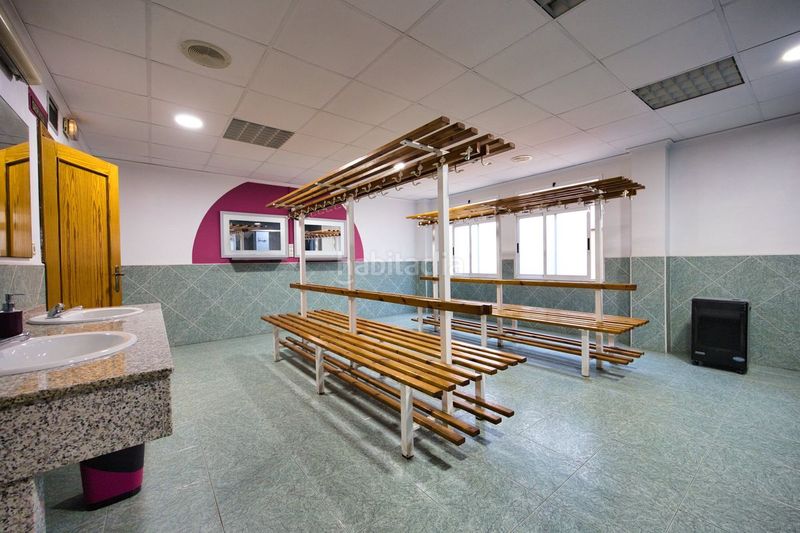 Foto afdeb791-c921-4aed-9921-be92f36f6fe6. Edificio in Cocentaina