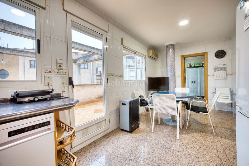 Foto 0d40ba61-5a7d-4463-9e19-b6a30fbc5171. Edifici a Cocentaina