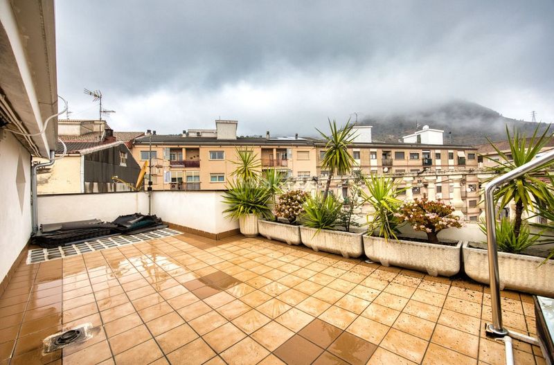Foto f1cc5e82-84bc-4cc7-bac0-7a4ee5457b18. Edifici a Cocentaina