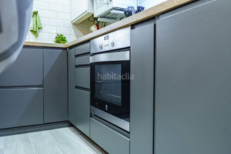 Foto c9ebf883-0d98-4edf-8deb-a10ab4ec3b31. Pis amb calefacció a San Cristóbal Madrid