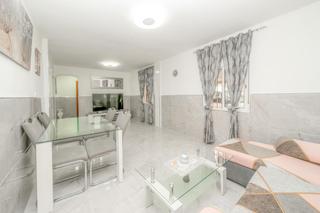 Rez-de-chaussée  C. geógrafo rey pastor