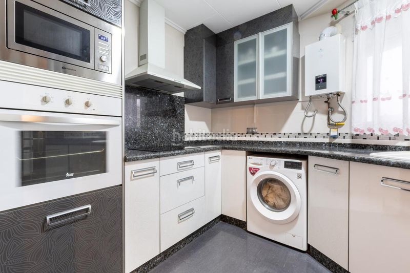 Foto c4ad26ca-3ad1-4348-a4f7-7fe0e085fffa. Pis amb calefacció a Nou Moles Valencia