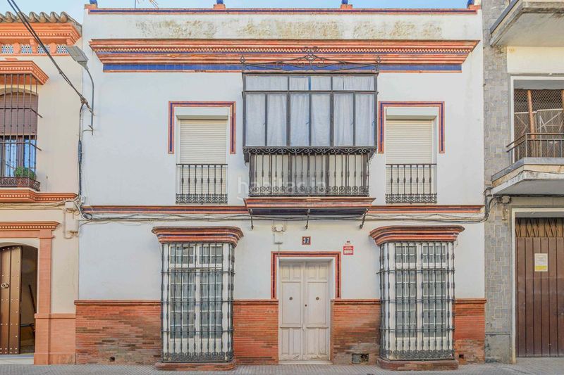 Foto b42bf08d-d42c-4537-8607-ba5e84f7f1bd. Casa amb calefacció a Arahal