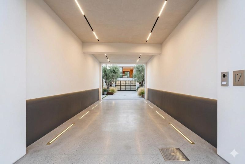 Foto b3fee57e-593d-45bc-b048-237e6312cf29. Edificio in Cambados