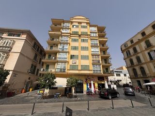 Geschäftsraum  Pl. de la merced