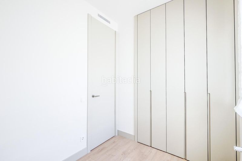 Foto 1ccf3a1b-55ab-4784-bd2d-00830f2fec7a. Pis amb calefacció a Lista Madrid