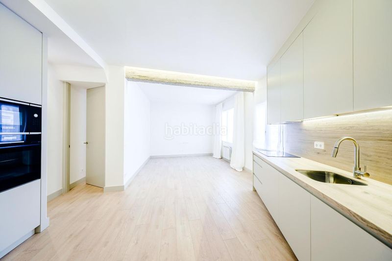 Foto 239a3700-e756-4265-8d40-a90c10b567b2. Pis amb calefacció a Lista Madrid