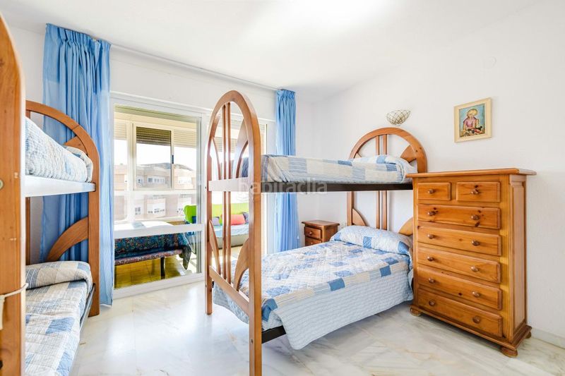 Foto 17a3ab2b-7ed9-4cb8-a72c-67a692581ae1. Pis amb calefacció piscina a Centro Internacional Torrox