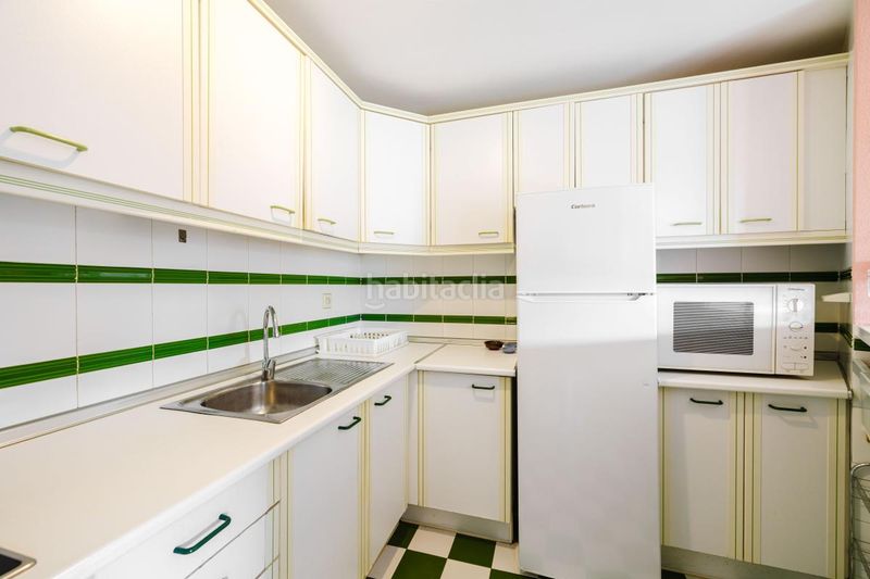 Foto 5cd75310-5996-4754-b521-fe7ea3888d94. Pis amb calefacció piscina a Centro Internacional Torrox