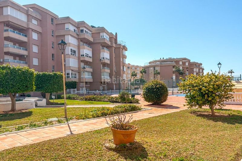 Foto c5e5aa55-a27c-4fe1-be11-beb66eb950e9. Pis amb calefacció piscina a Centro Internacional Torrox