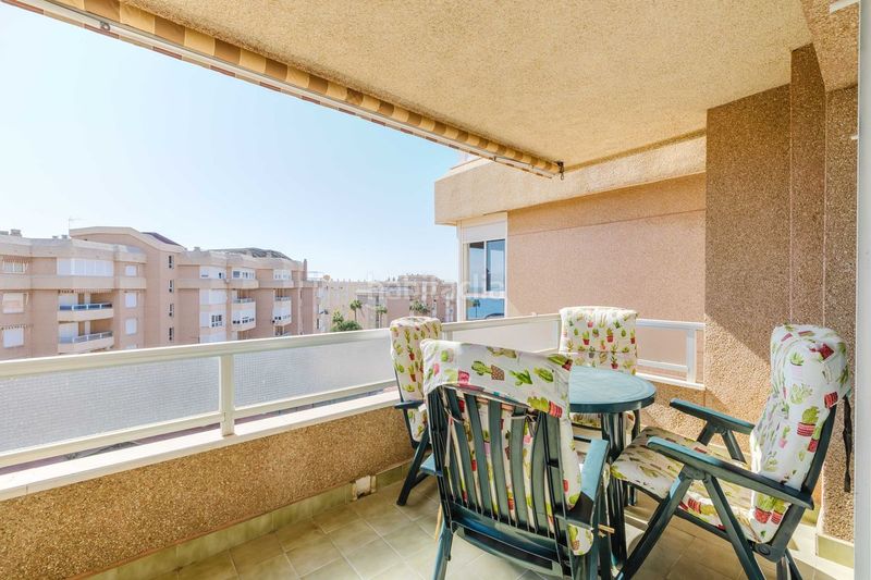 Foto 7f2e1d98-8fd4-45d3-8b4c-3bd7d4e540ad. Piso en Centro Internacional Torrox