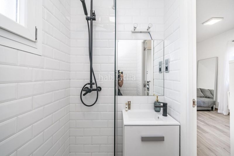 Foto de849b5f-da6e-4ba3-8b71-c556a2623b8c. Pis amb calefacció a Berruguete Madrid