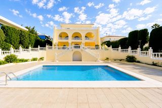 Maison  C. de españa