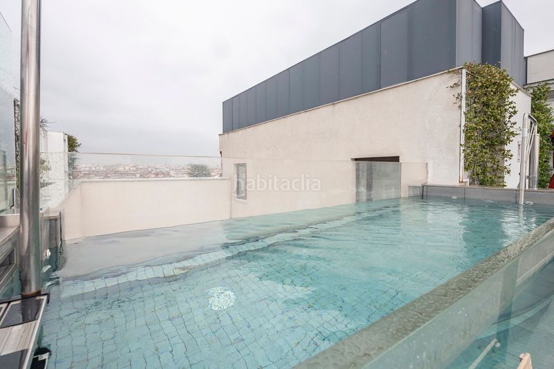 Foto b4cfba48-7782-4d79-a34c-87f5f6238be8. Pis amb calefacció aparcament piscina a Universidad-Malasaña Madrid