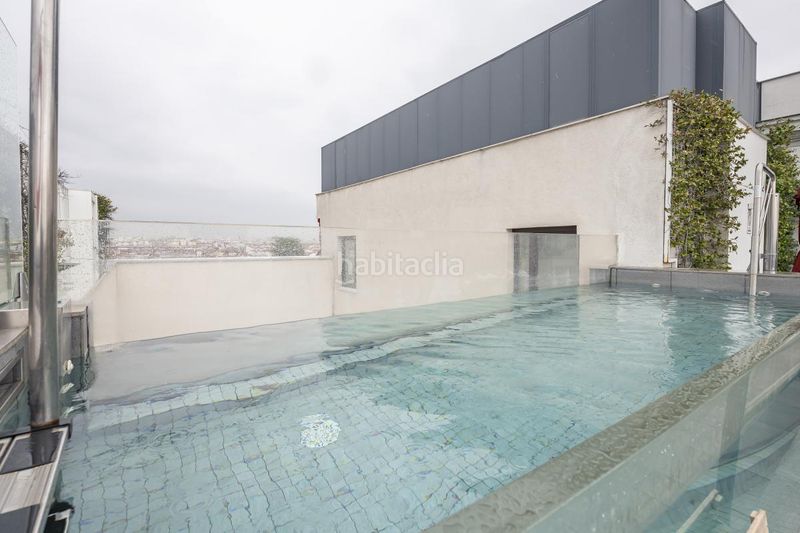 Foto cb8f584f-641d-47c4-9153-386a46d6ec71. Pis amb calefacció aparcament piscina a Universidad-Malasaña Madrid