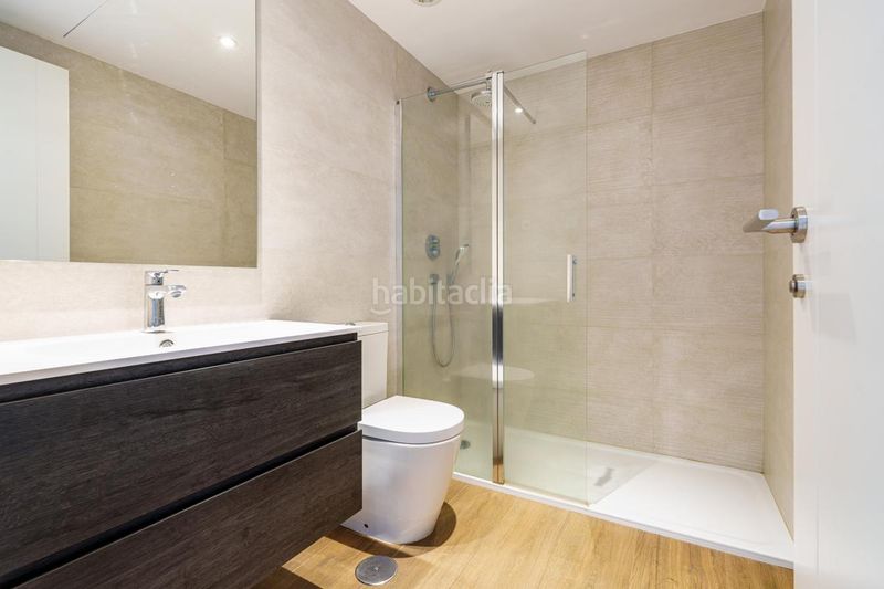 Foto 50a24fce-2a08-4209-87a7-2447a519e0a3. Pis amb calefacció aparcament piscina a Virgen del Cortijo-Manoteras Madrid