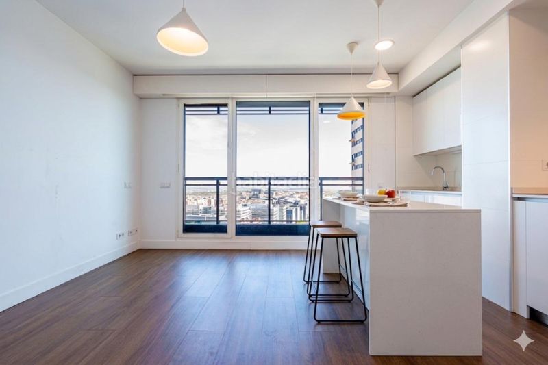 Foto 650e59fb-e646-4262-b21b-7d1ddb62c8ef. Pis amb calefacció aparcament piscina a Virgen del Cortijo-Manoteras Madrid