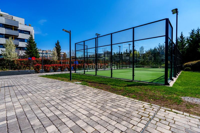 Foto 7630591b-6570-4ba2-8434-28b595de0ff7. Pis amb calefacció aparcament piscina a Virgen del Cortijo-Manoteras Madrid