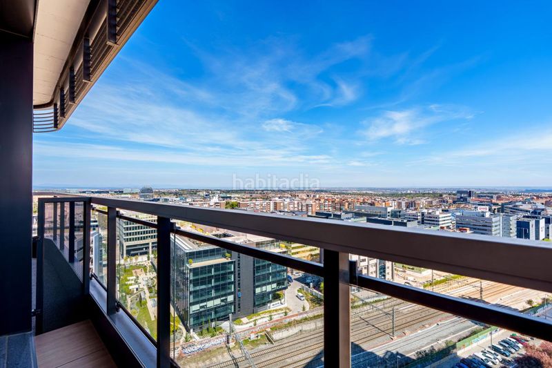 Foto bf0d3c27-b311-4554-9cd4-fd3179e91f7d. Pis amb calefacció aparcament piscina a Virgen del Cortijo-Manoteras Madrid