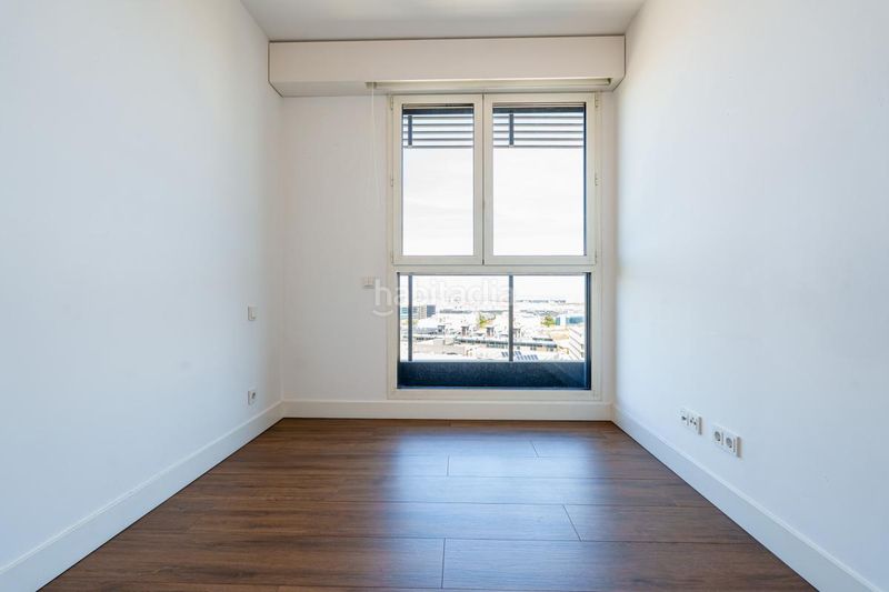 Foto fc96d0dc-b4c0-46d6-845f-6f94c66c550e. Pis amb calefacció aparcament piscina a Virgen del Cortijo-Manoteras Madrid