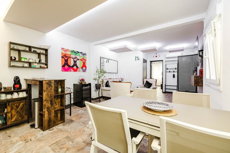 Foto 8cdfe822-ed21-4554-b464-4e978171a033. Edificio en Calvario Torremolinos