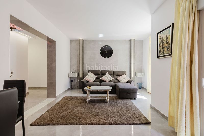 Foto c69e767f-5065-4b9b-a965-7c2252911be7. Edificio en Calvario Torremolinos