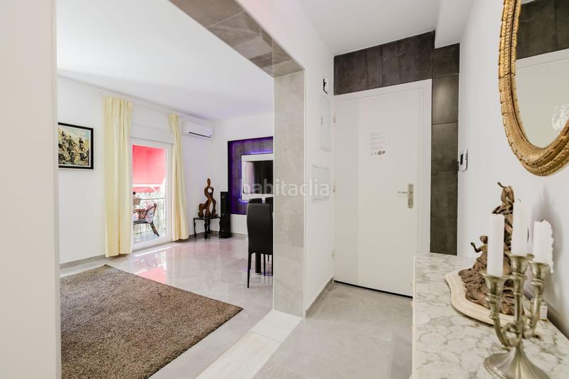 Foto cc58d0c1-0804-4703-83e3-c85c38756853. Edifici a Calvario Torremolinos
