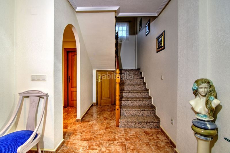 Foto c1b7db8b-ebce-492b-af8a-9c72c2c1d499. Casa adossada amb calefacció aparcament a Benferri