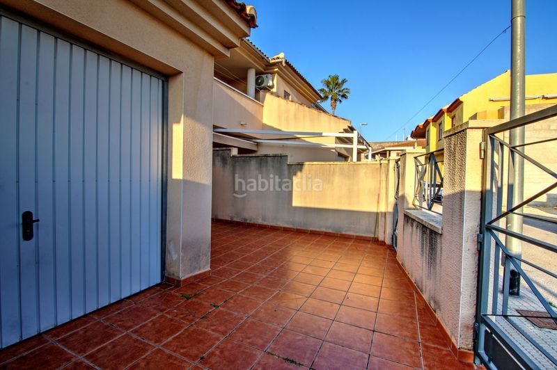 Foto f806bcc4-bd71-49fb-99c7-643cdf8586eb. Casa adossada amb calefacció aparcament a Benferri