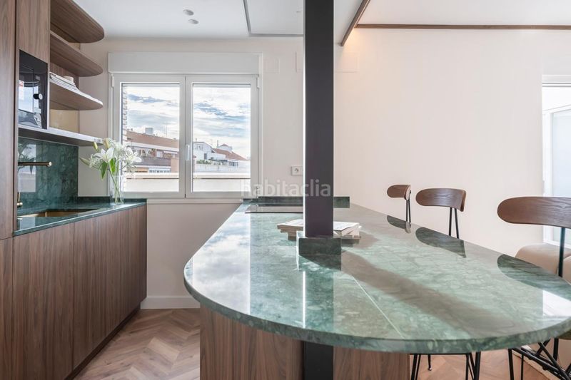 Foto 9c1a9014-b533-4e2d-be15-07213def7b74. Àtic amb calefacció a Trafalgar Madrid