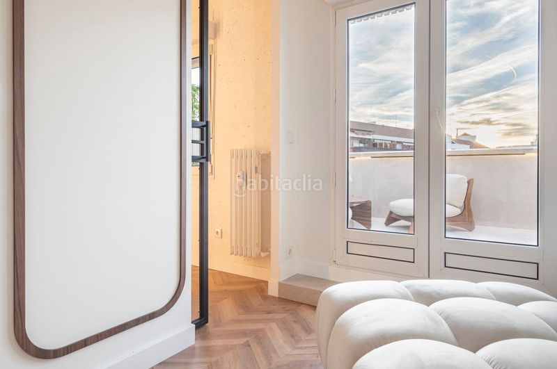 Foto a6e31c7c-9a05-41e0-b821-b187c5107c8b. Àtic amb calefacció a Trafalgar Madrid