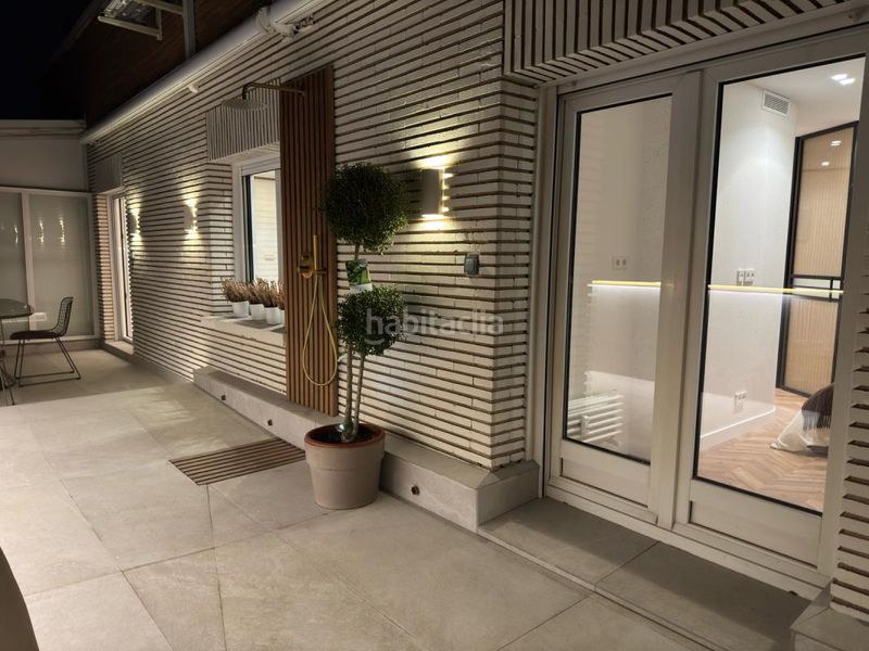 Foto a80fbd71-edad-4002-8258-c388212bbc3b. Àtic amb calefacció a Trafalgar Madrid