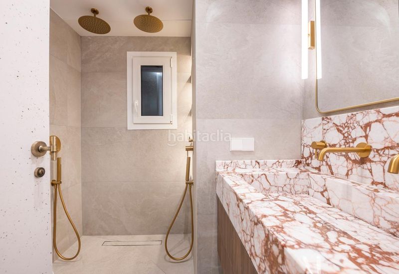 Foto ae61a1a3-92e7-4524-8cb8-d8249db5f94b. Àtic amb calefacció a Trafalgar Madrid