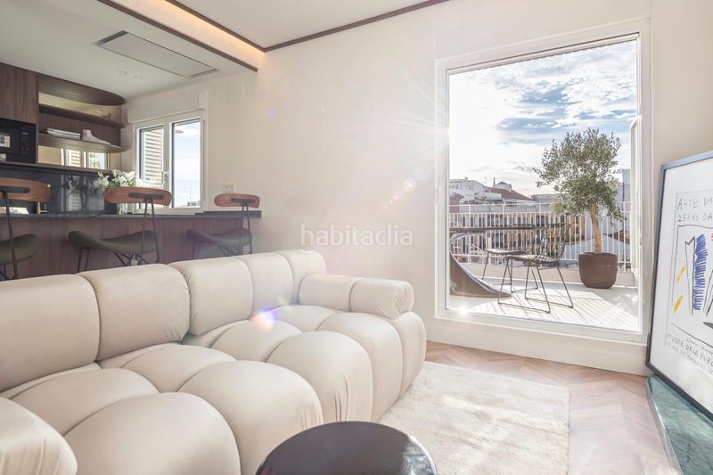 Foto ce2531f0-a4fd-4247-aa33-34dab5076ec7. Àtic amb calefacció a Trafalgar Madrid