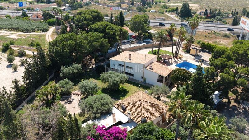 Foto d3c89f91-2c74-45fb-b040-58c5da61542d. Casa en Centro Mutxamel