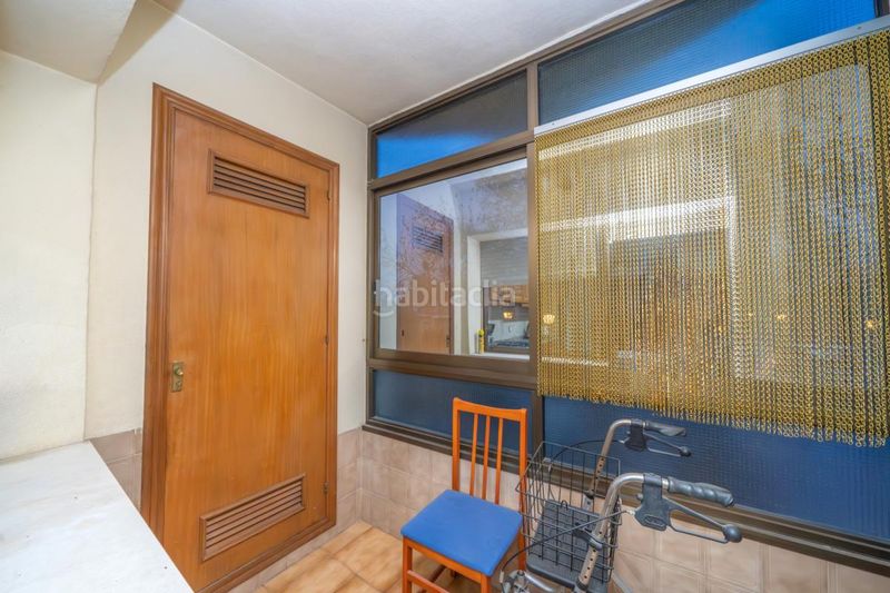Foto b3391c7b-dea5-4cde-9bab-6444c49d4f60. Edificio en Centro San Juan de Alicante