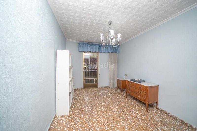 Foto 402fa8c6-c546-4e8c-afaf-fcb117f0c9d6. Edifici a Centro San Juan de Alicante