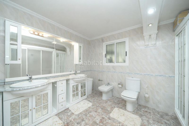 Foto 3ab1e07e-b625-4dc6-84d6-3adaeb1ab036. Casa amb calefacció aparcament piscina a La Algoda - Matola - Llano de San José Elche / Elx