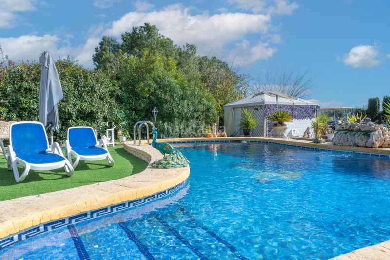 Foto 48f239c1-b9f5-450e-b452-ab1f6f924293. Casa amb calefacció aparcament piscina a La Algoda - Matola - Llano de San José Elche / Elx