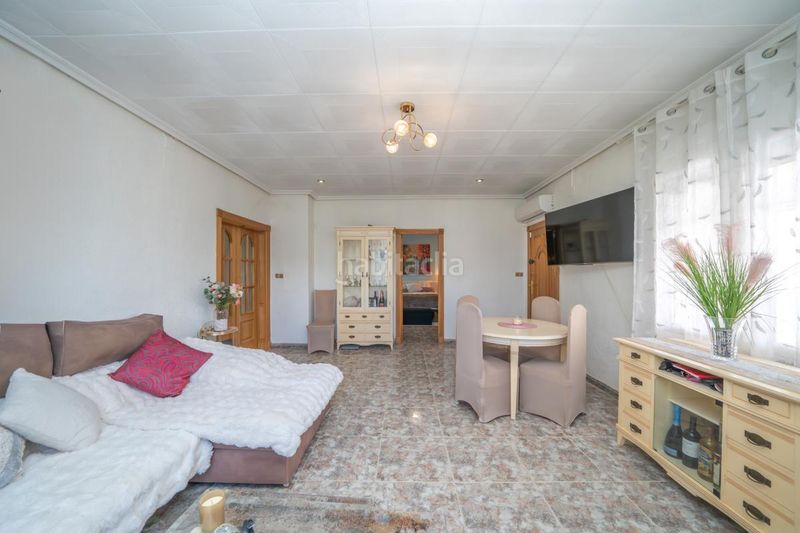 Foto a8cb8be8-c1cc-4aaf-90fe-258e6d3e73a1. Casa amb calefacció aparcament piscina a La Algoda - Matola - Llano de San José Elche / Elx