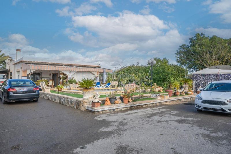 Foto bdcca84a-4652-44fb-b79d-f672673ca115. Casa amb calefacció aparcament piscina a La Algoda - Matola - Llano de San José Elche / Elx
