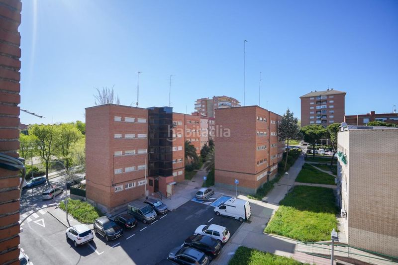 Foto baa34fa9-3e7d-49f4-9cba-e4645b98f10f. Pis amb calefacció a Pavones Madrid