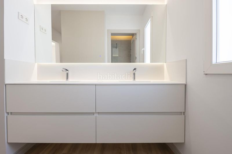 Foto 1c7eee17-fdd9-4218-b853-cc9d0a32c8b2. Àtic amb calefacció a Castillejos-Cuzco Madrid