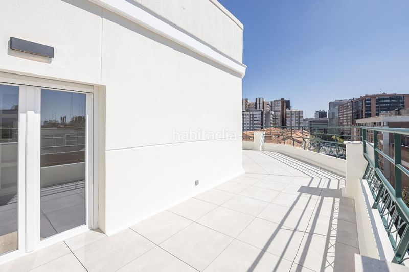 Foto 278b59b1-4a01-42a2-bec7-dba2c13016dc. Àtic amb calefacció a Castillejos-Cuzco Madrid