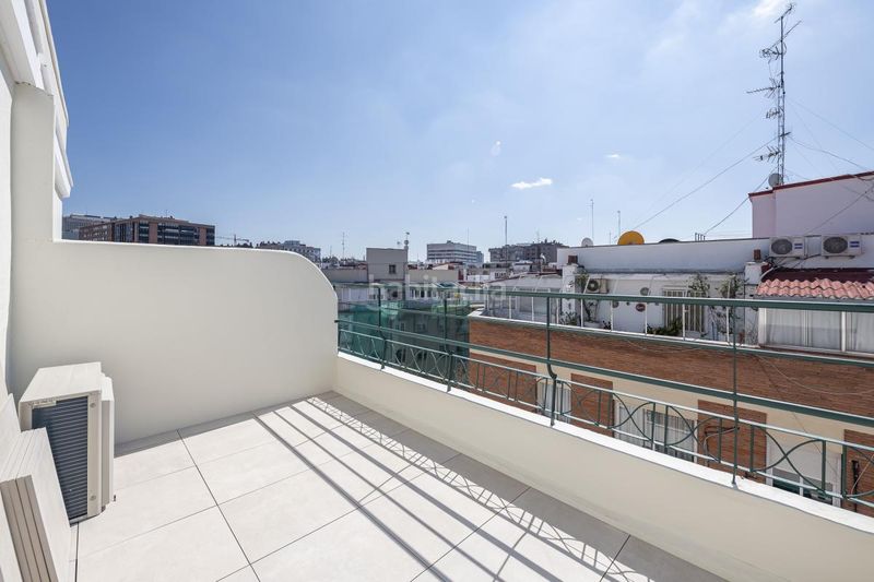 Foto 99b0c461-11f1-42f8-b170-a0d0d38f0856. Àtic amb calefacció a Castillejos-Cuzco Madrid