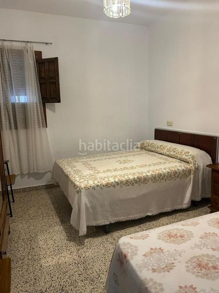 Foto 20def490-cd7d-44e7-ab2c-151ee88c72e7. Edifici a Barrio de Zaidín Granada