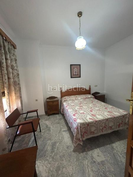 Foto a2c41344-6547-4a3f-8b3a-752c3c6f56eb. Edifici a Barrio de Zaidín Granada