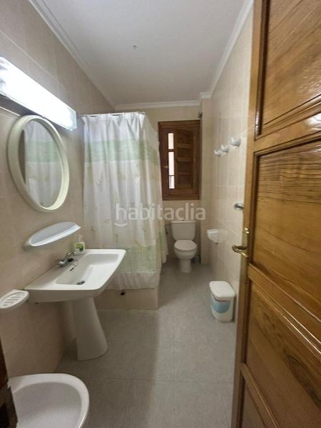 Foto eab16008-a2af-4c9f-8d59-da242817739f. Edifici a Barrio de Zaidín Granada