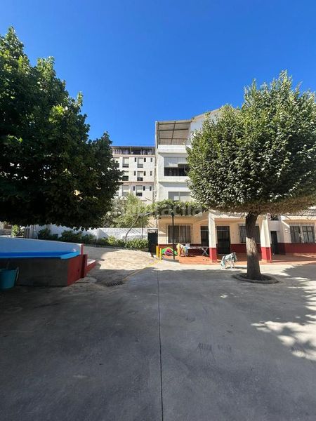 Foto 932c0956-9263-4638-9325-ff680b187ffc. Edificio in Lanjarón