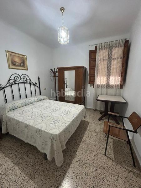 Foto caeecf47-8e9c-4fb9-ab57-2ac652445628. Edifici a Lanjarón